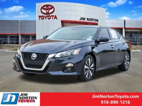 Another view of 2022 Nissan Altima 2.5 SL for sale in Tulsa, OK at Jim Norton Toyota