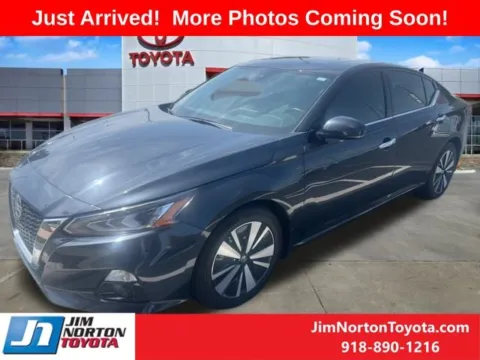 Photos of 2022 Nissan Altima 2.5 SL for sale in Tulsa, OK at Jim Norton Toyota