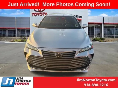 Photos of 2019 Toyota Avalon XLE for sale in Tulsa, OK at Jim Norton Toyota