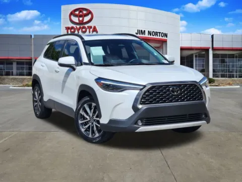 White 2023 Toyota Corolla Cross XLE for sale in Tulsa, OK