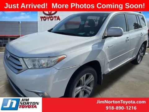 Photos of 2012 Toyota Highlander Limited for sale in Tulsa, OK at Jim Norton Toyota