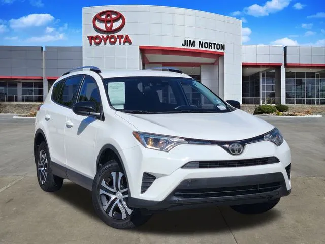 White 2017 Toyota RAV4 LE for sale in Tulsa, OK