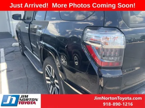 More photos of 2022 Toyota 4Runner Limited at Jim Norton Toyota, OK
