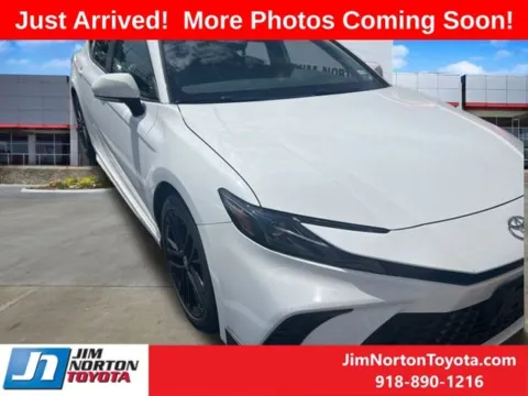 White 2025 Toyota Camry SE for sale in Tulsa, OK