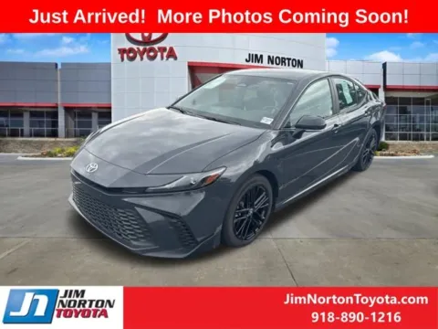 Another view of 2025 Toyota Camry SE for sale in Tulsa, OK at Jim Norton Toyota
