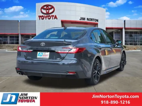 More photos of 2025 Toyota Camry SE at Jim Norton Toyota, OK