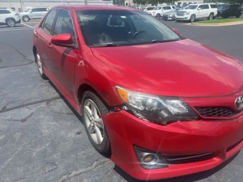 Red 2014 Toyota Camry SE for sale in Tulsa, OK