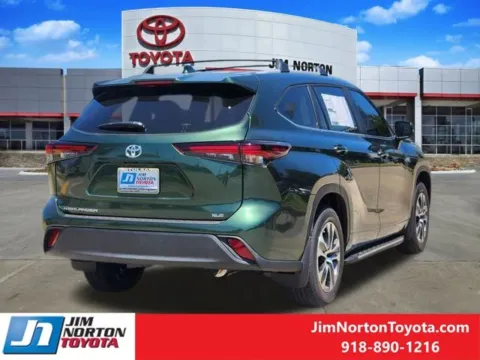 Another view of 2025 Toyota Highlander XLE for sale in Tulsa, OK at Jim Norton Toyota