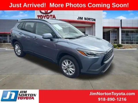 Gray 2024 Toyota Corolla Cross LE for sale in Tulsa, OK