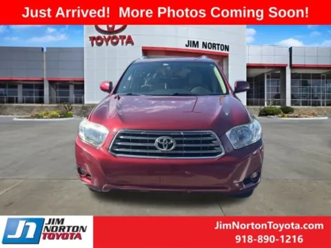 Photos of 2010 Toyota Highlander Limited for sale in Tulsa, OK at Jim Norton Toyota