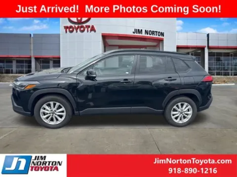 More photos of 2024 Toyota Corolla Cross LE at Jim Norton Toyota, OK