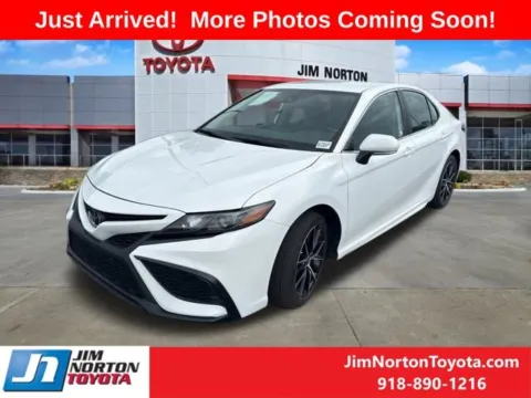 Another view of 2024 Toyota Camry SE for sale in Tulsa, OK at Jim Norton Toyota