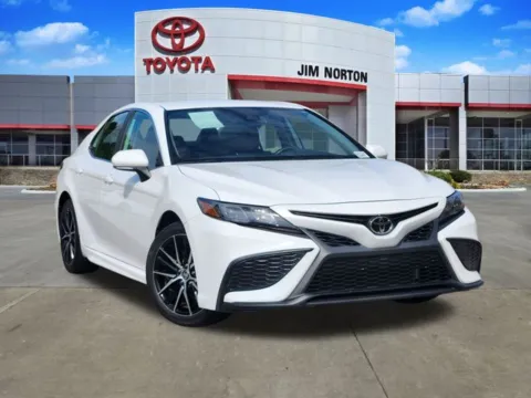 White 2024 Toyota Camry SE for sale in Tulsa, OK