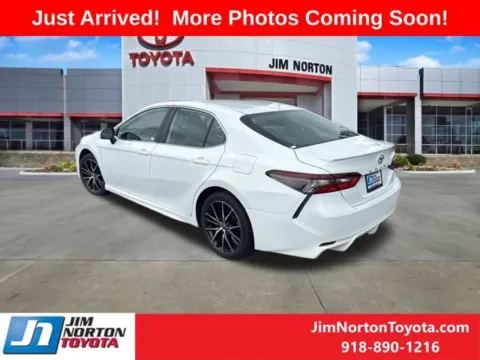 More photos of 2024 Toyota Camry SE at Jim Norton Toyota, OK