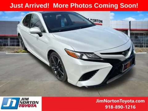 White 2018 Toyota Camry XSE for sale in Tulsa, OK