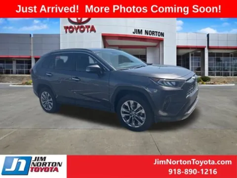 Gray 2021 Toyota RAV4 Limited for sale in Tulsa, OK