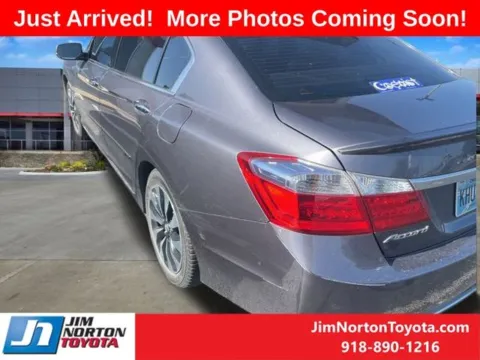 More photos of 2015 Honda Accord Hybrid EX-L at Jim Norton Toyota, OK
