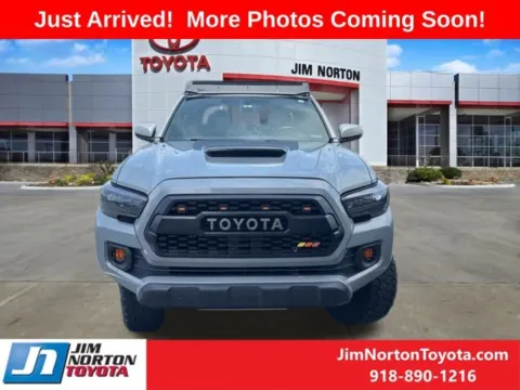Photos of 2017 Toyota Tacoma TRD Pro for sale in Tulsa, OK at Jim Norton Toyota