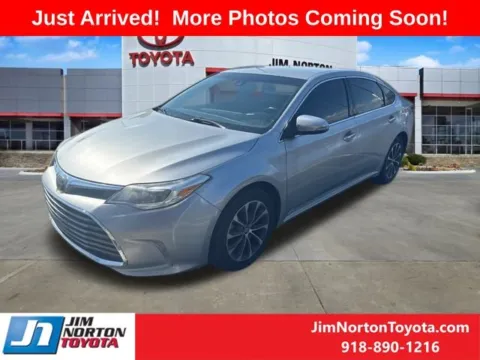 Another view of 2017 Toyota Avalon XLE for sale in Tulsa, OK at Jim Norton Toyota