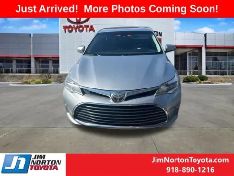 Photos of 2017 Toyota Avalon XLE for sale in Tulsa, OK at Jim Norton Toyota