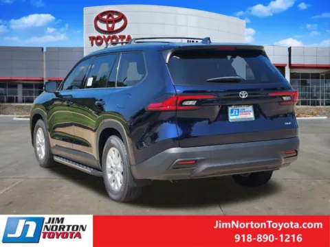 More photos of 2025 Toyota Grand Highlander XLE at Jim Norton Toyota, OK
