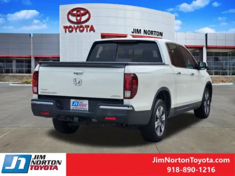 More photos of 2017 Honda Ridgeline RTL-E at Jim Norton Toyota, OK
