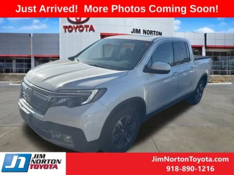 Photos of 2017 Honda Ridgeline RTL-E for sale in Tulsa, OK at Jim Norton Toyota