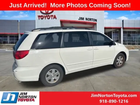 More photos of 2007 Toyota Sienna CE at Jim Norton Toyota, OK