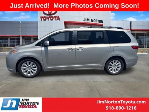 More photos of 2016 Toyota Sienna Limited Premium at Jim Norton Toyota, OK