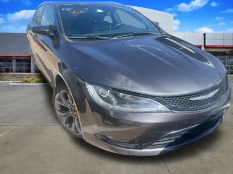 Gray 2015 Chrysler 200 S for sale in Tulsa, OK