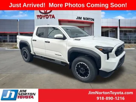 White 2024 Toyota Tacoma Hybrid TRD Off Road for sale in Tulsa, OK