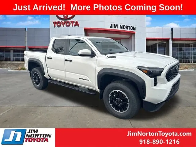 White 2024 Toyota Tacoma Hybrid TRD Off Road for sale in Tulsa, OK