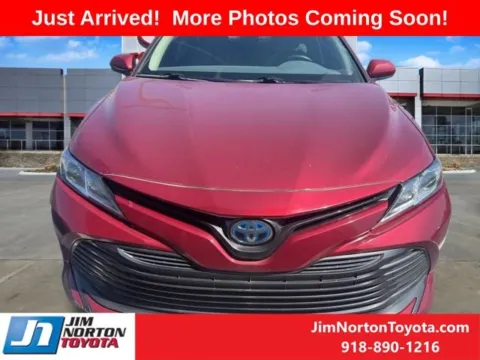 Photos of 2020 Toyota Camry Hybrid LE for sale in Tulsa, OK at Jim Norton Toyota