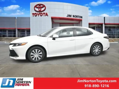 More photos of 2024 Toyota Camry Hybrid LE at Jim Norton Toyota, OK