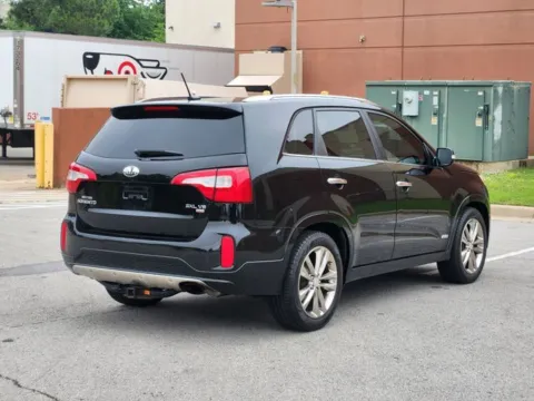 More photos of 2014 Kia Sorento Limited V6 at Jim Norton Toyota, OK