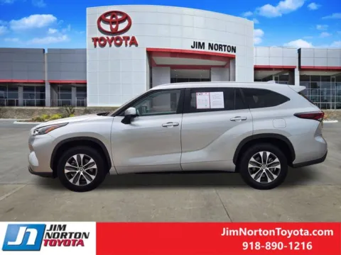 More photos of 2024 Toyota Highlander XLE at Jim Norton Toyota, OK