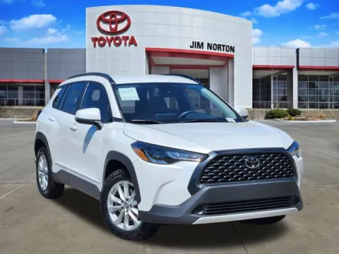 White 2022 Toyota Corolla Cross LE for sale in Tulsa, OK