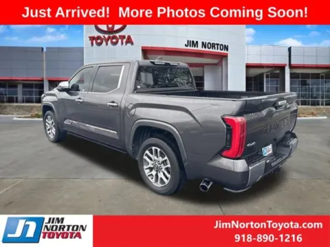 More photos of 2022 Toyota Tundra Hybrid 1794 Edition at Jim Norton Toyota, OK