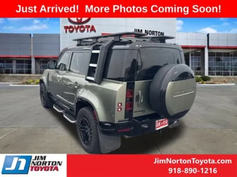 More photos of 2023 Land Rover Defender 110 X-Dynamic SE at Jim Norton Toyota, OK