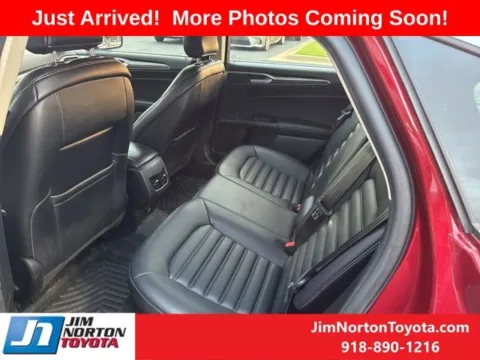 More photos of 2019 Ford Fusion SEL at Jim Norton Toyota, OK