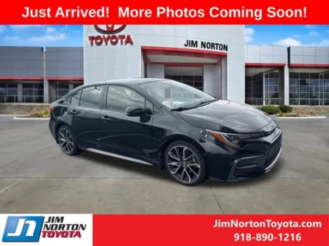 Black 2020 Toyota Corolla SE for sale in Tulsa, OK