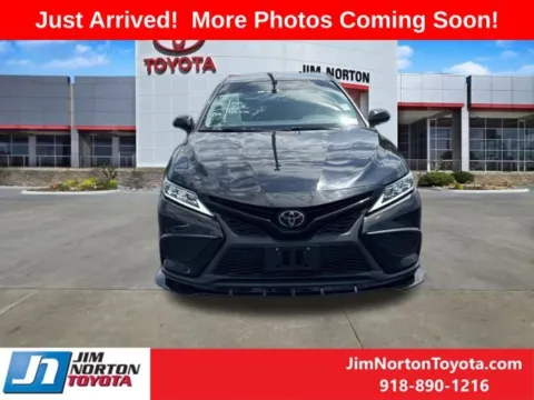 Photos of 2022 Toyota Camry SE for sale in Tulsa, OK at Jim Norton Toyota