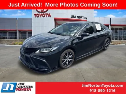 Another view of 2022 Toyota Camry SE for sale in Tulsa, OK at Jim Norton Toyota