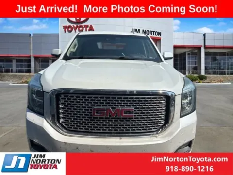 More photos of 2016 GMC Yukon Denali at Jim Norton Toyota, OK