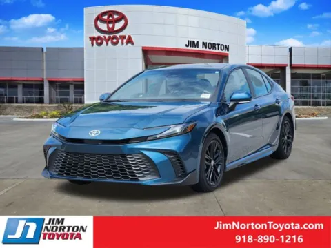 Another view of 2025 Toyota Camry SE for sale in Tulsa, OK at Jim Norton Toyota