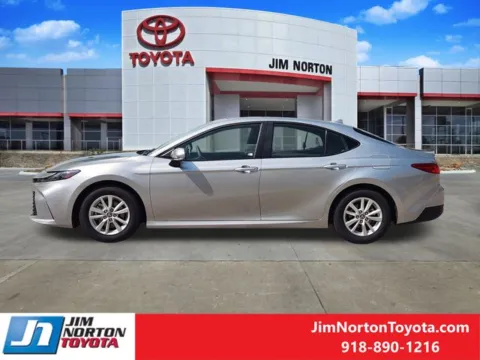 More photos of 2025 Toyota Camry LE at Jim Norton Toyota, OK