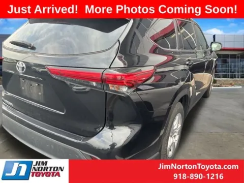 Another view of 2023 Toyota Highlander L for sale in Tulsa, OK at Jim Norton Toyota
