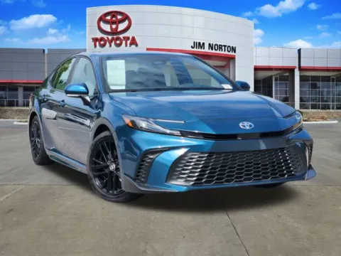 Blue 2025 Toyota Camry SE for sale in Tulsa, OK