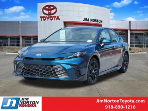Another view of 2025 Toyota Camry SE for sale in Tulsa, OK at Jim Norton Toyota