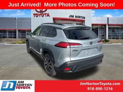 More photos of 2024 Toyota Corolla Cross Hybrid SE at Jim Norton Toyota, OK